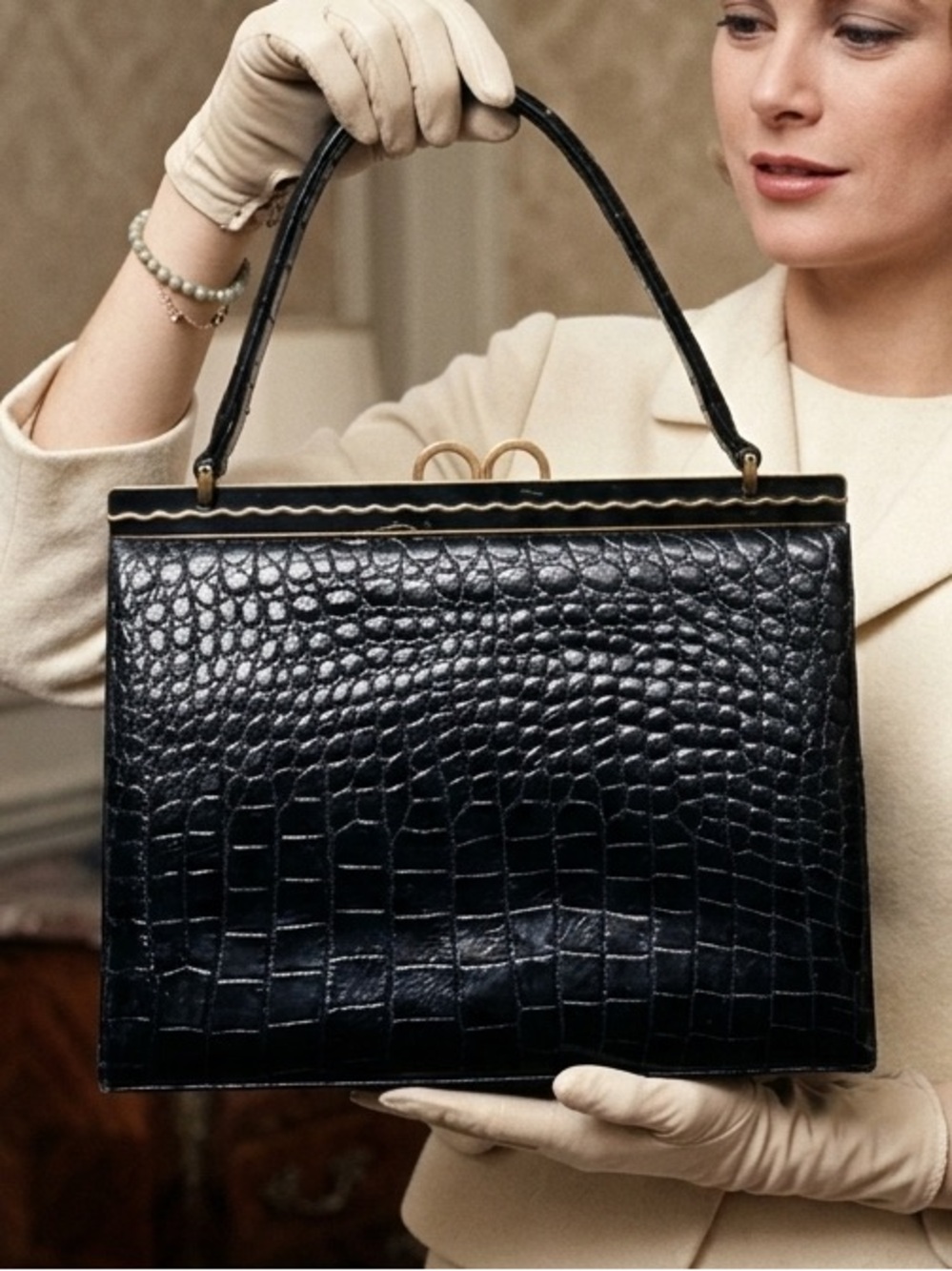 Vintage 50s 60s Black Croc Embossed Leather w/ Top Handle Purse - Kelly style